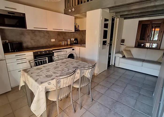 Mazet L'olivier 2 * Saint-Martin-de-Brômes